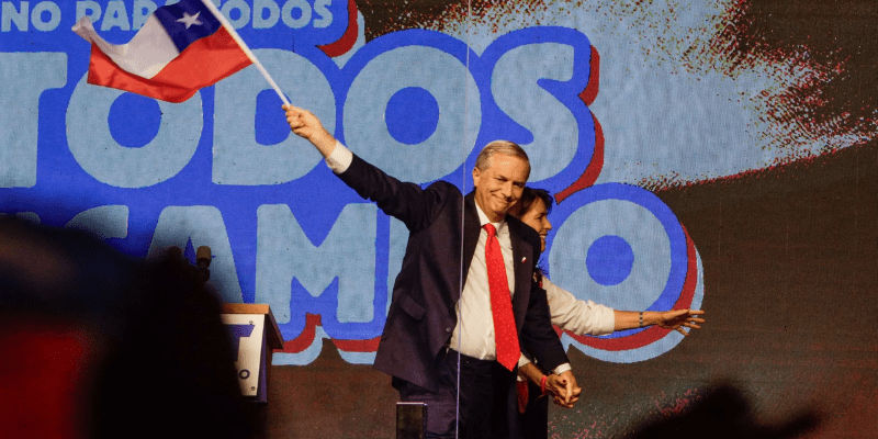 Kast, Parisi y lo que viene